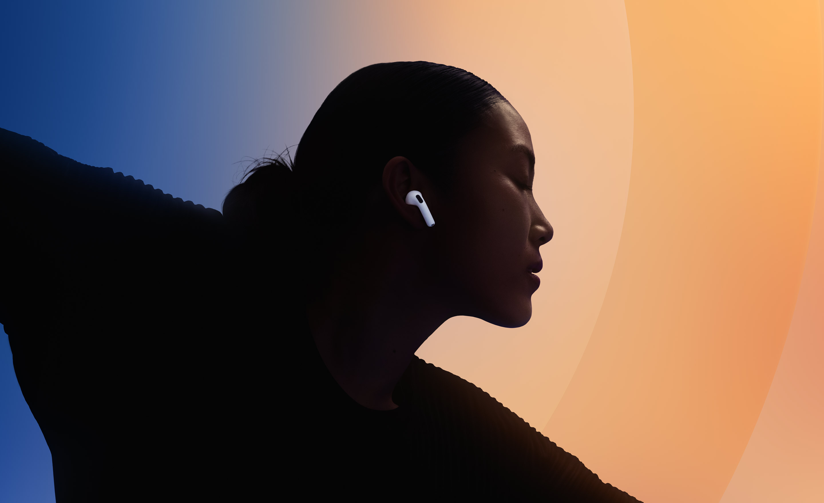 AirPods 5 в движении